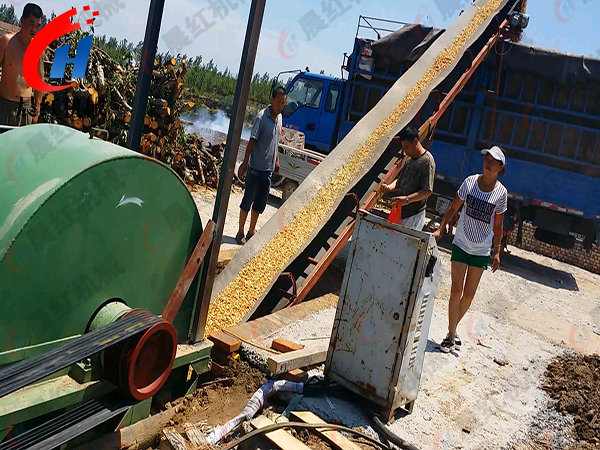 江蘇木屑加工客戶現(xiàn)場