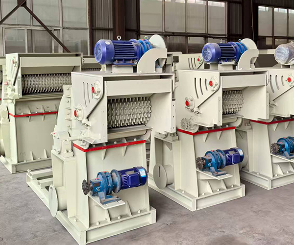 晨紅機(jī)械鋸末粉碎機(jī)適用于顆粒廠與養(yǎng)殖場(chǎng) 實(shí)現(xiàn)長(zhǎng)期穩(wěn)定的細(xì)碎加工